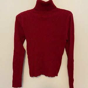 Women’s Chelsea & Theodore sweater size Small